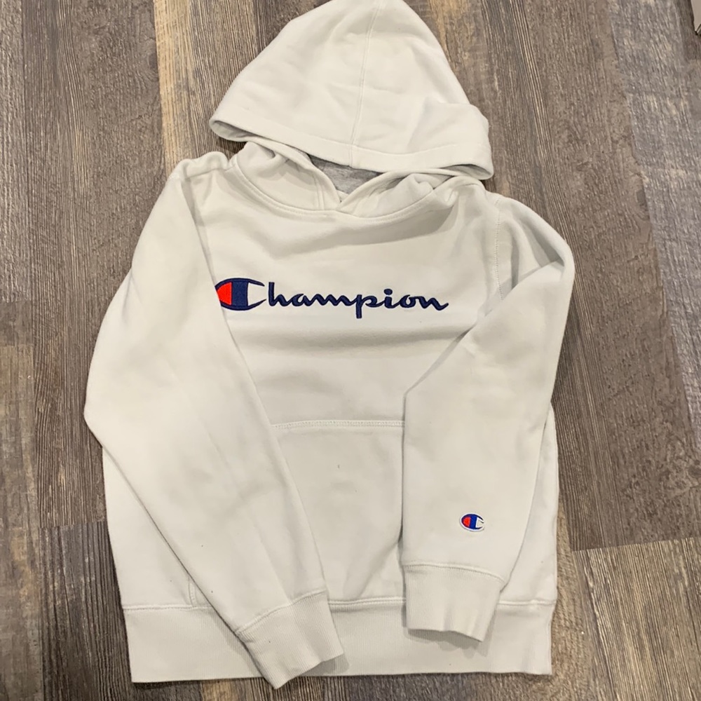 Boys champion sweatshirt size medium